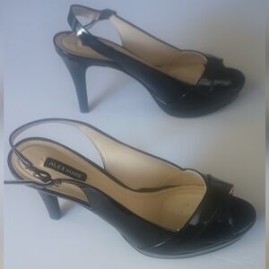 Alex Marie Women's Black open Toe Slip-on Heels Size 7M Pre-owned